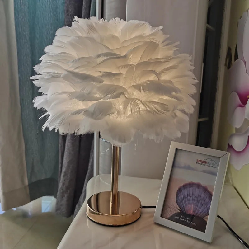 Modern Feather Table Lamp Bedroom Table Lamp
