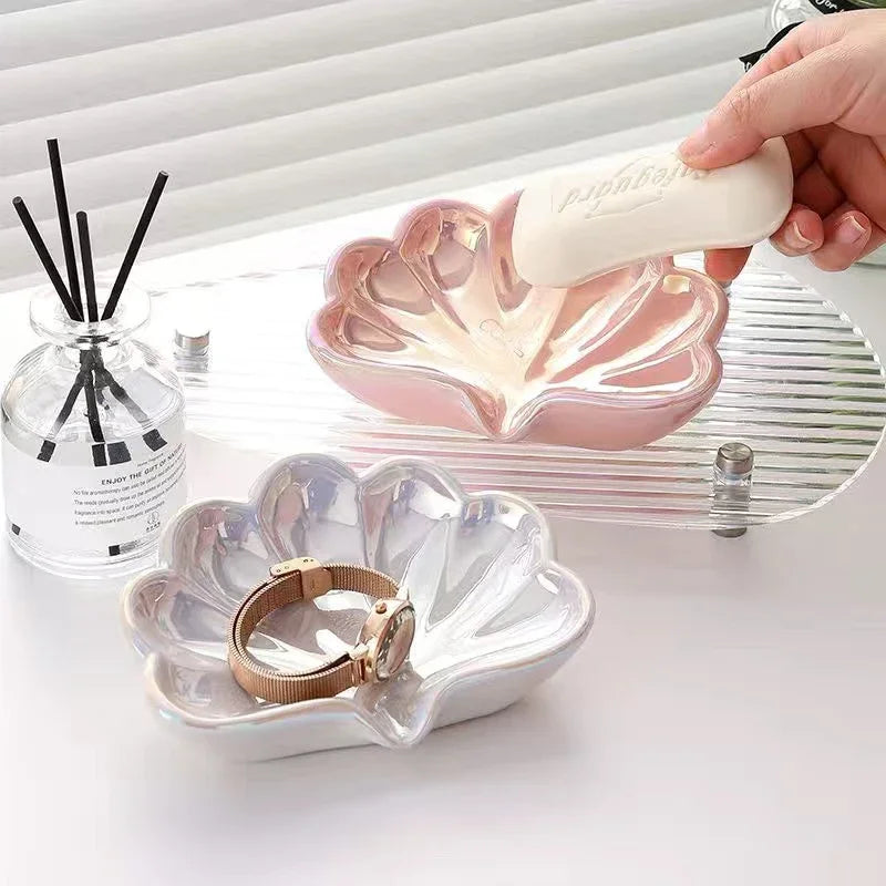 Ceramic Shell Soap Dish